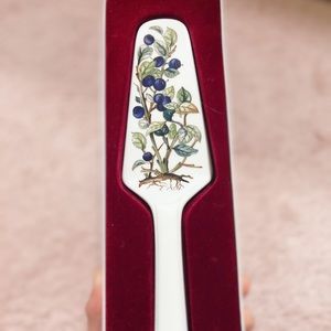 Villeroy and Boch Botanica Cake / Pie Server